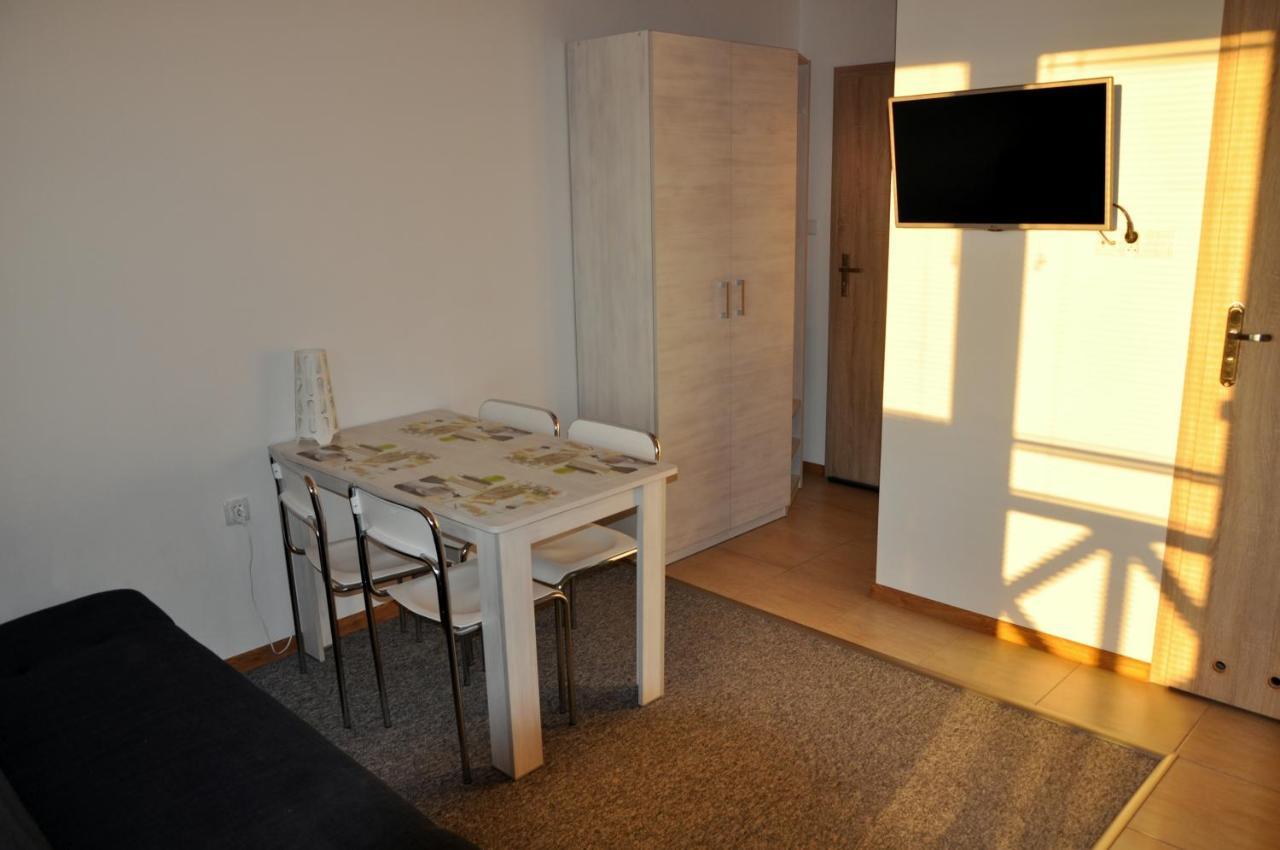 Gosciniec Kaszubski Homestay Białogóra エクステリア 写真
