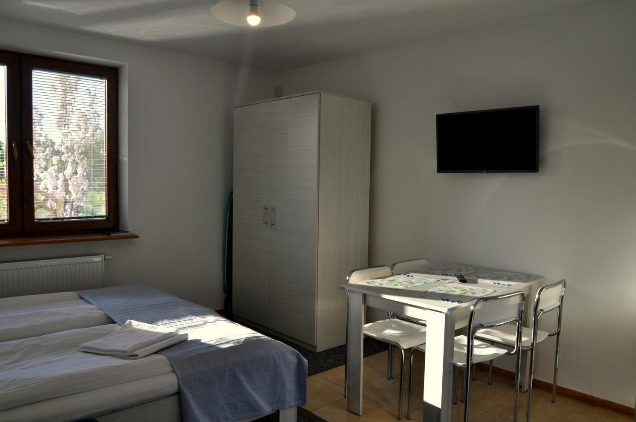 Gosciniec Kaszubski Homestay Białogóra エクステリア 写真