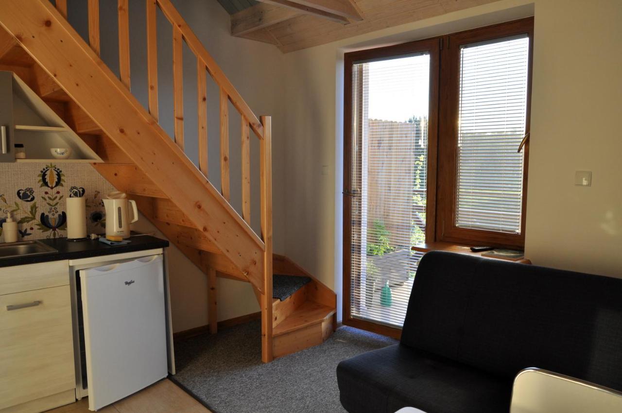 Gosciniec Kaszubski Homestay Białogóra エクステリア 写真