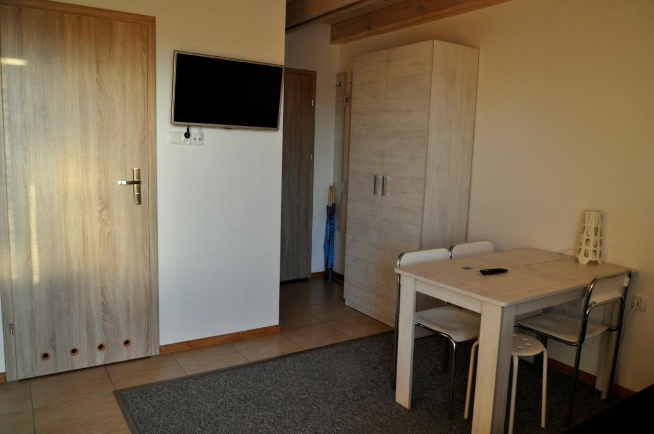 Gosciniec Kaszubski Homestay Białogóra エクステリア 写真