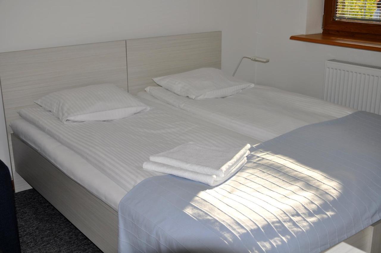 Gosciniec Kaszubski Homestay Białogóra エクステリア 写真